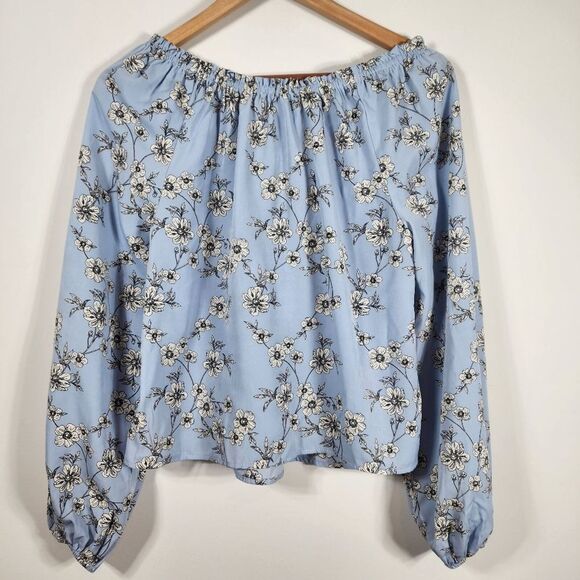 Sanctuary Light Blue Floral "Fall in Love" Peasant Style Top Size XS - Picture 3 of 5